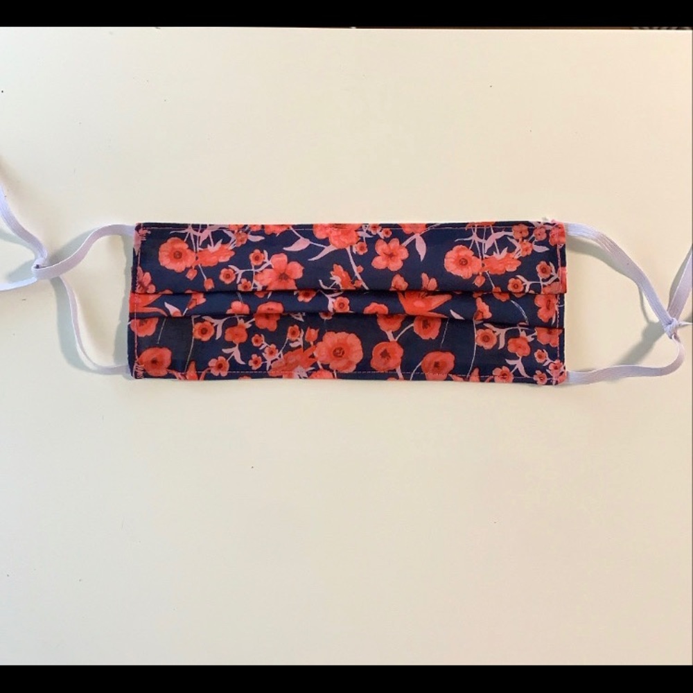 Poppy print acacia adjustable face mask